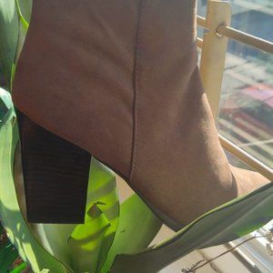 Half boot